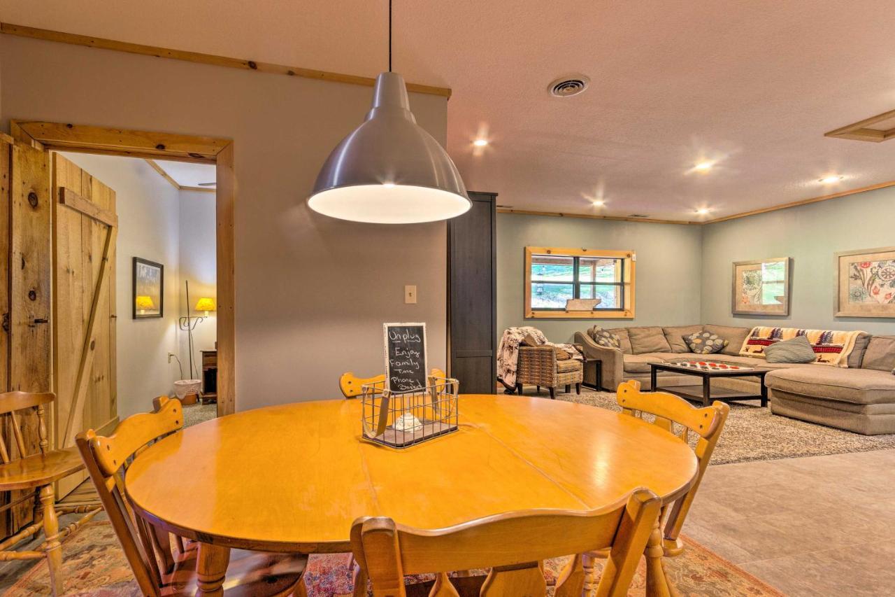 Pet-Friendly Blue Ridge, Cherokee Forest Retreat! 格林维尔 外观 照片