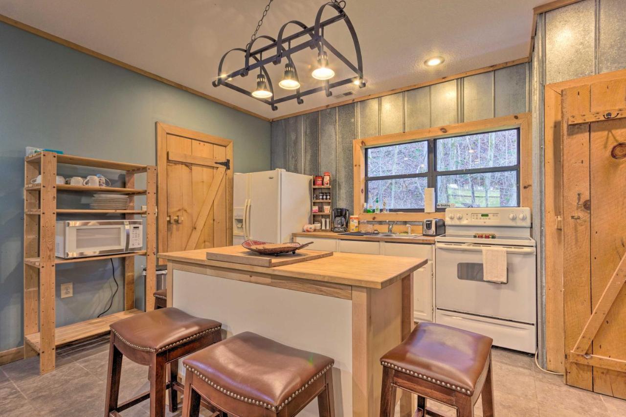 Pet-Friendly Blue Ridge, Cherokee Forest Retreat! 格林维尔 外观 照片